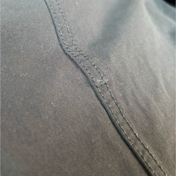 Kirkland Black Ladies Cargo/Utility Pants, Women's Size 4, Straight Leg - Picture 9 of 9